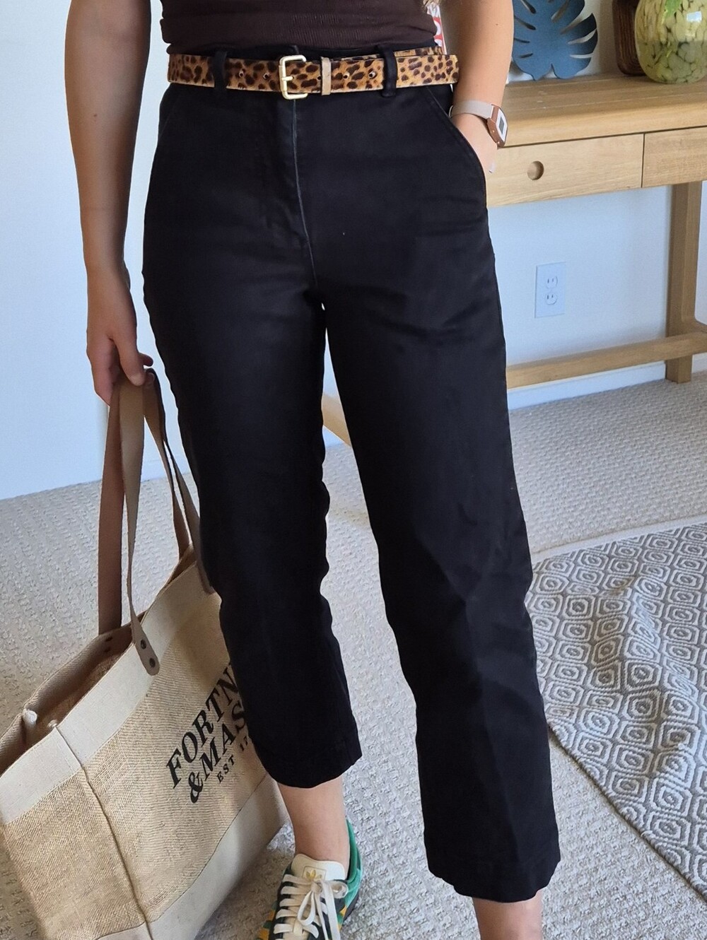 Everlane The Cropped Straight Jean (Short) | Size 0 / 26" - Picture 2 of 11